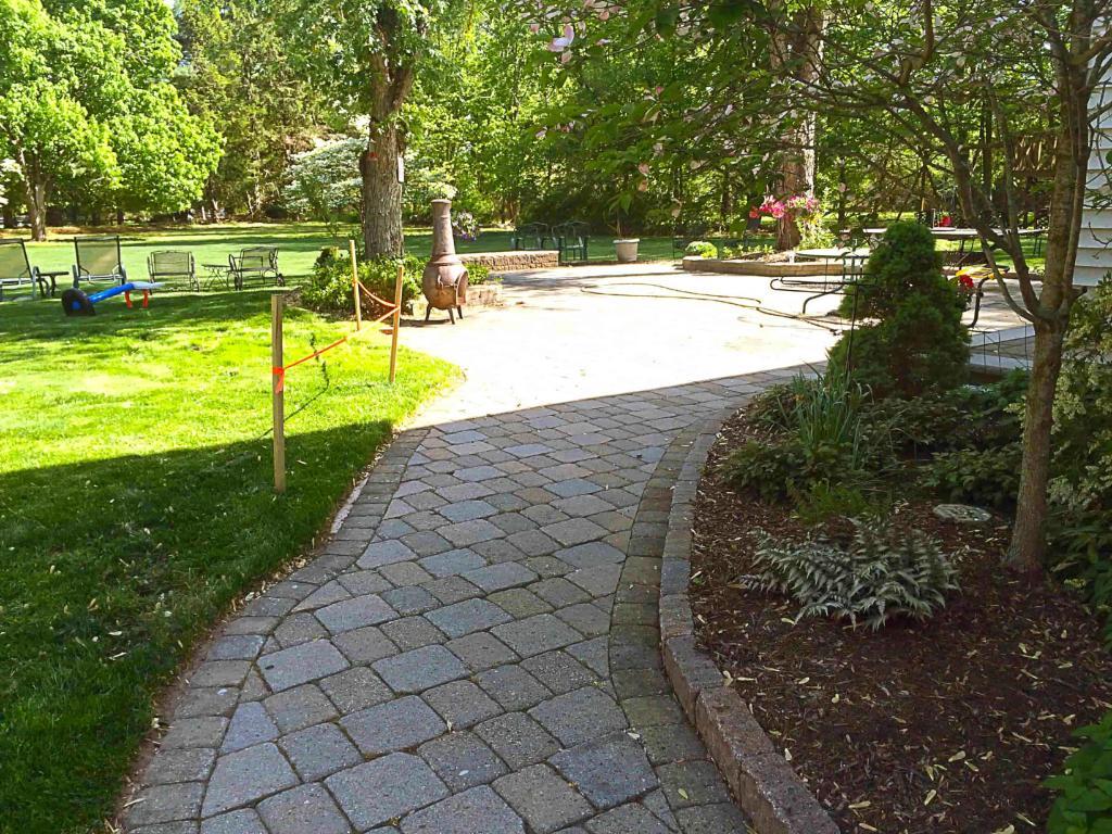 73903-before-power-washing-full-view-patio-walkway