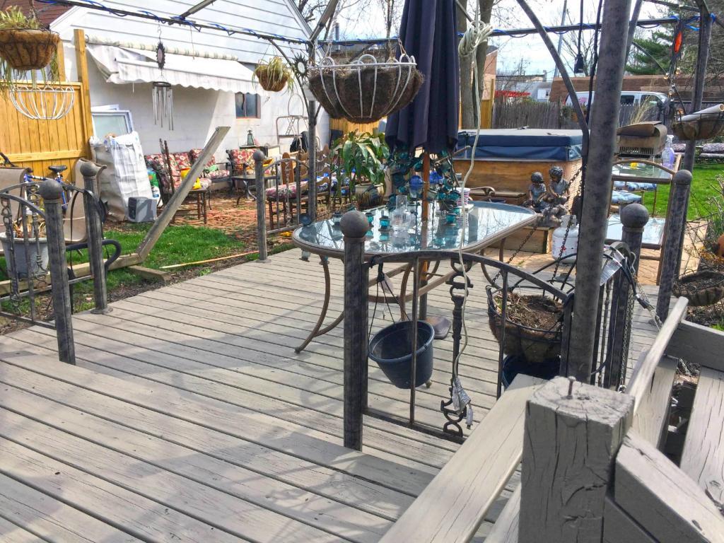 75807-finished-deck-painted-gray-waterproof-solid-stain